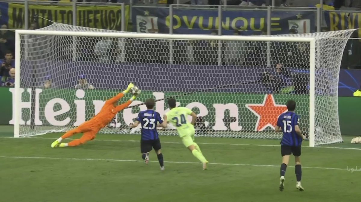 سوپرسیو یان زومر و مهار ضربه گارسیا