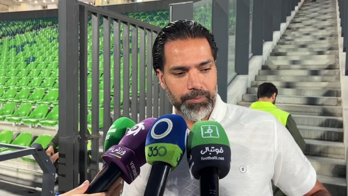 صادقی: توصیه ام به سمیعی این است که دیگر سمت فوتبال نیاید!