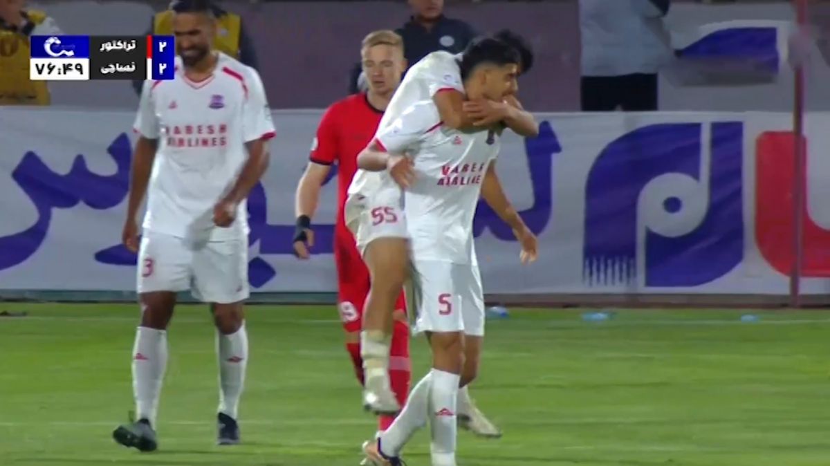 گل دوم نساجی به تراکتور (امیرحسین سام دلیری)