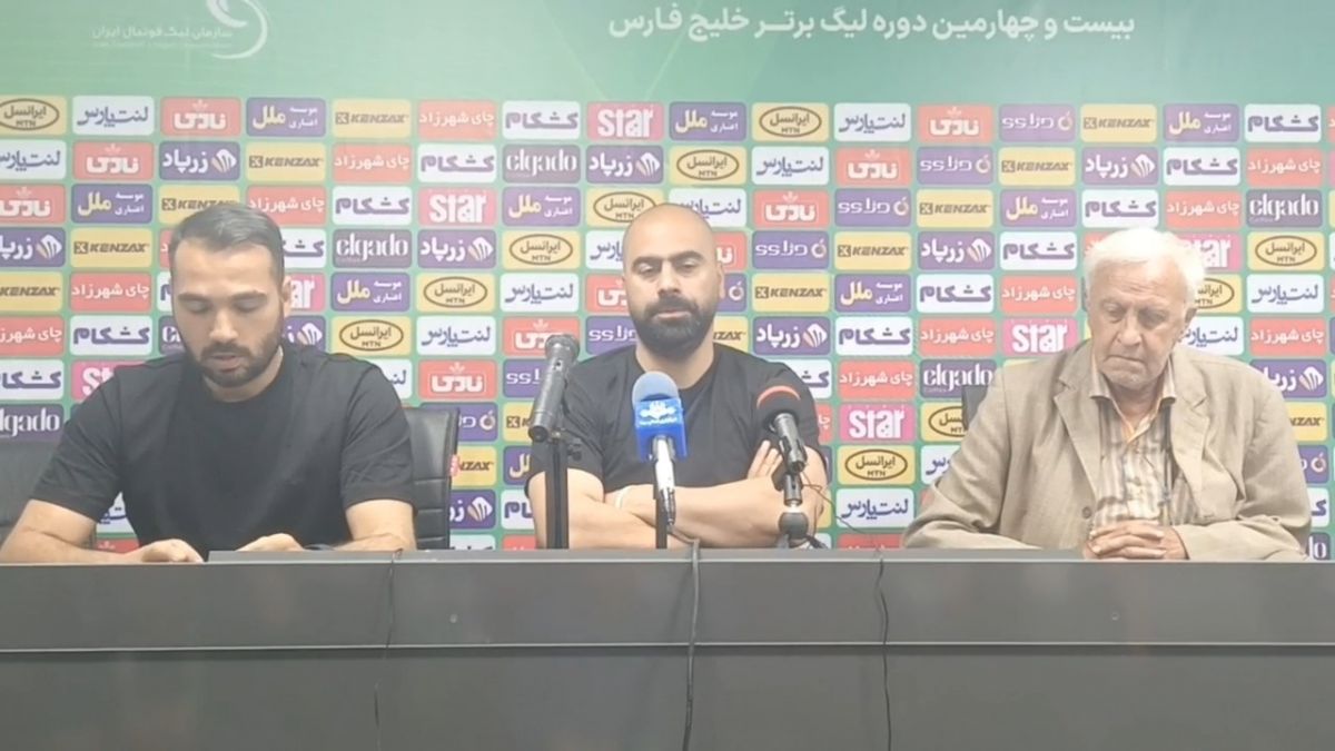 نشست خبری مازیار زارع سرمربی ملوان بعد از دیدار با آلومینیوم