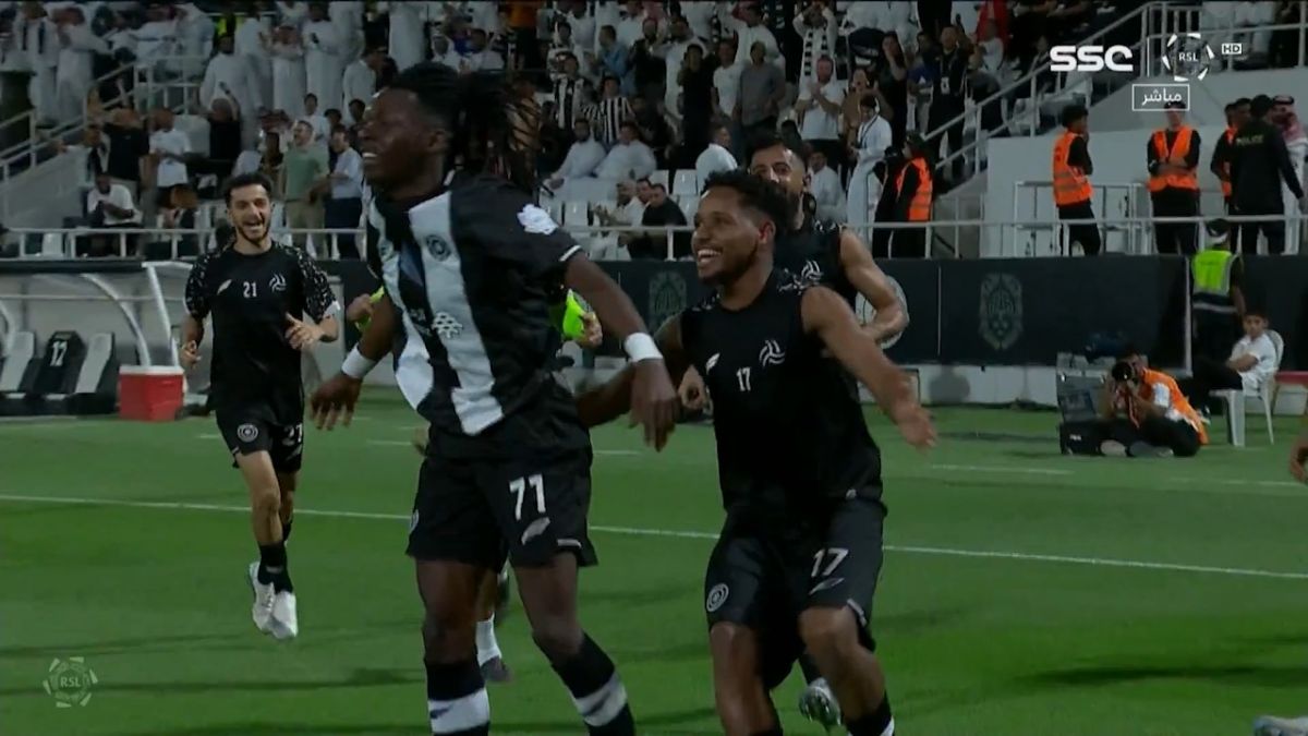 گل اول الشباب به الاهلی عربستان (الثانی)