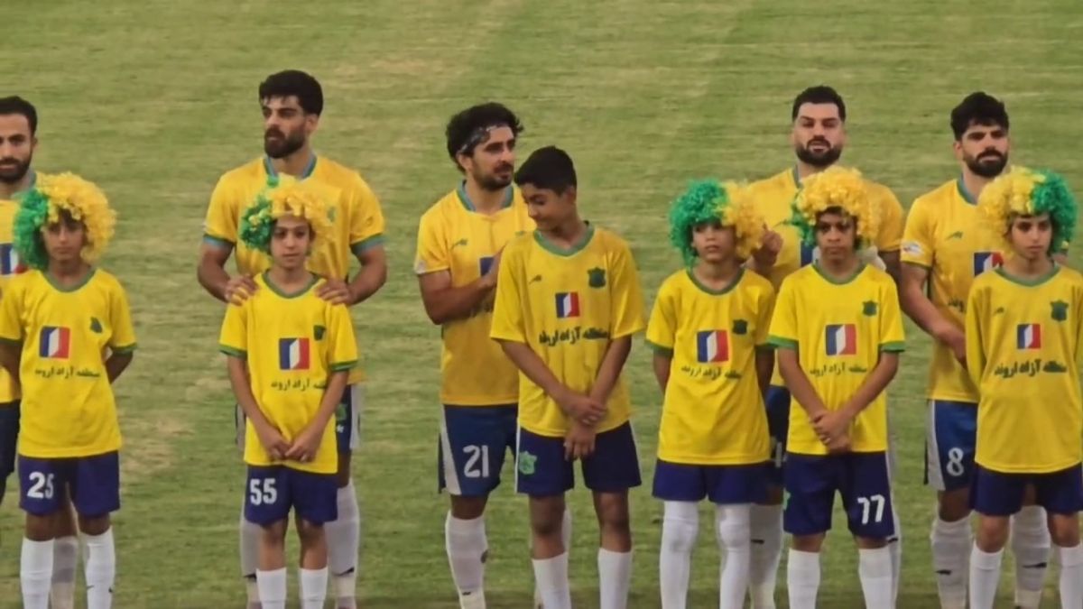 خلاصه بازی صنعت نفت 2-0 پیکان از زاویه دوربین فوتبالی