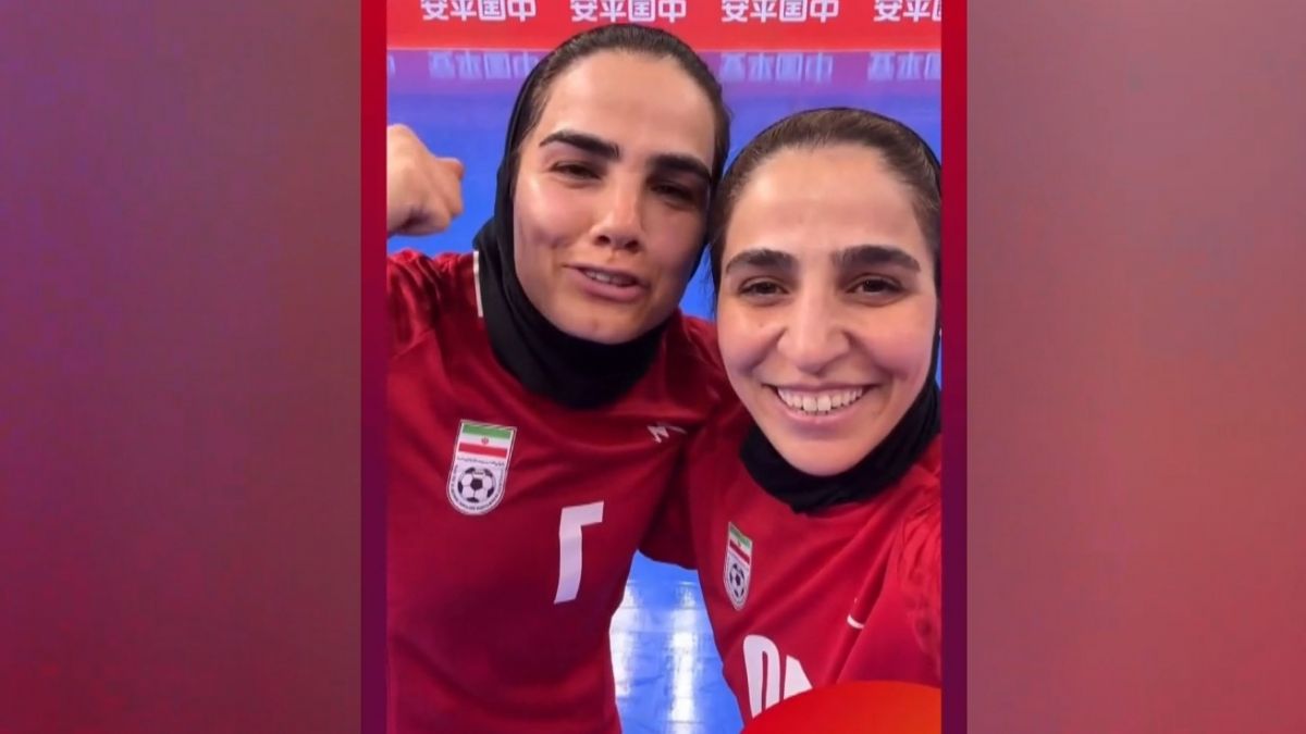 شادی بازیکنان تیم بانوان فوتسال ایران پس از صعود به نیمه نهایی جام ملتهای آسیا