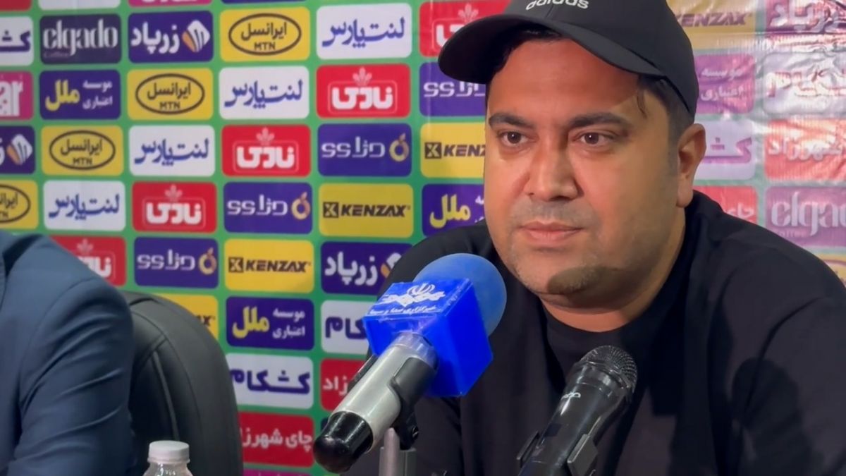 نشست خبری سعید اخباری قبل از دیدار با با گل گهر