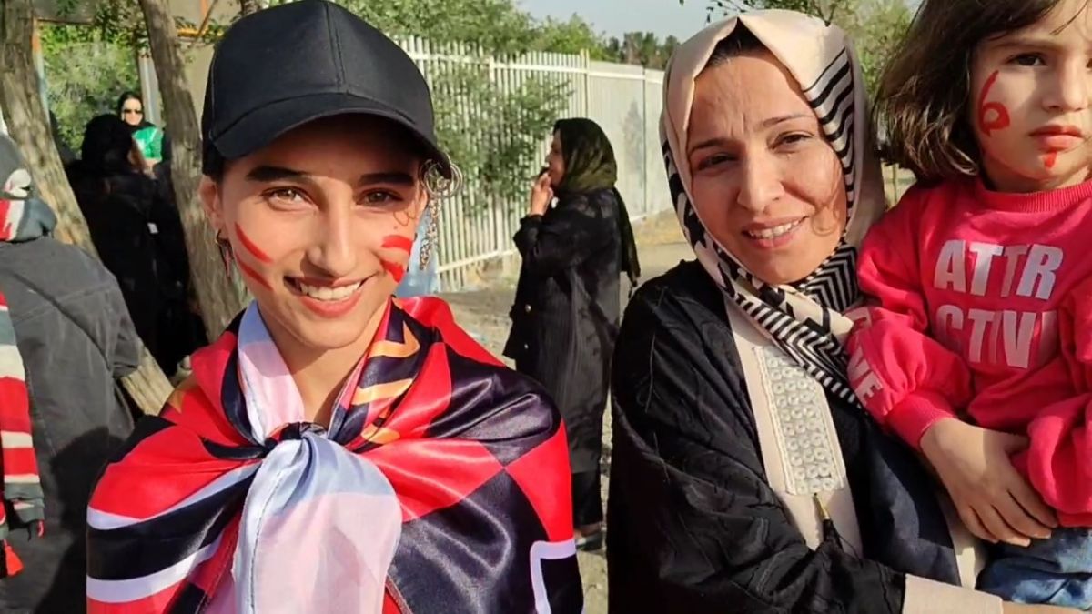 مصاحبه با خانوادههای پرسپولیسی پیش از تقابل با هوادار