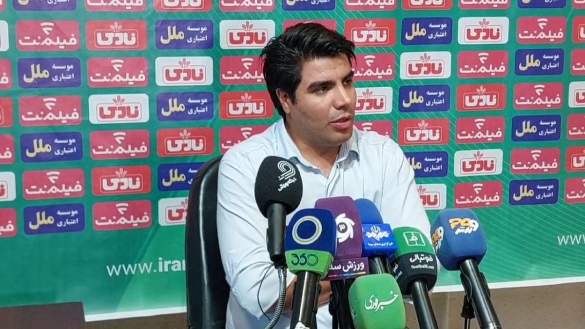 صحبتهای وحید بیاتلو سرمربی آریو بعد از بازی با صنعت نفت آبادان