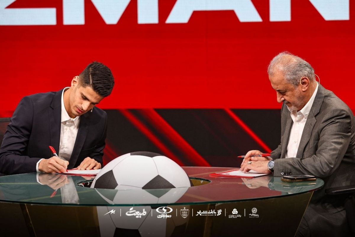 افشاگری درباره رقم قرارداد نیازمند روی آنتن زنده؛ با 100 میلیارد تومان پرسپولیسی شد!