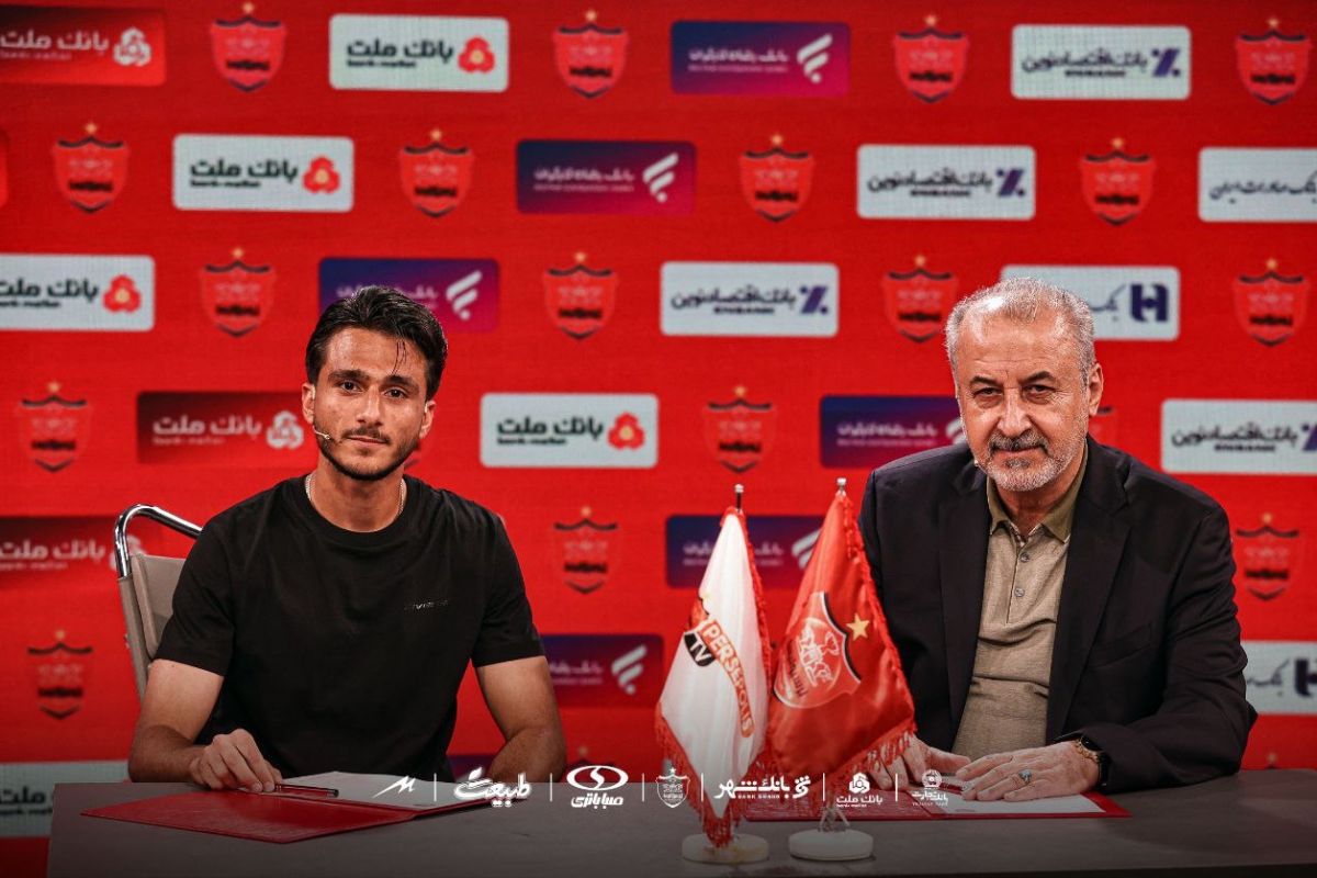 اعتراض استقلالی‌ها به مدیران باشگاهشان؛ چرا گذاشتید صادقی پرسپولیسی شود؟