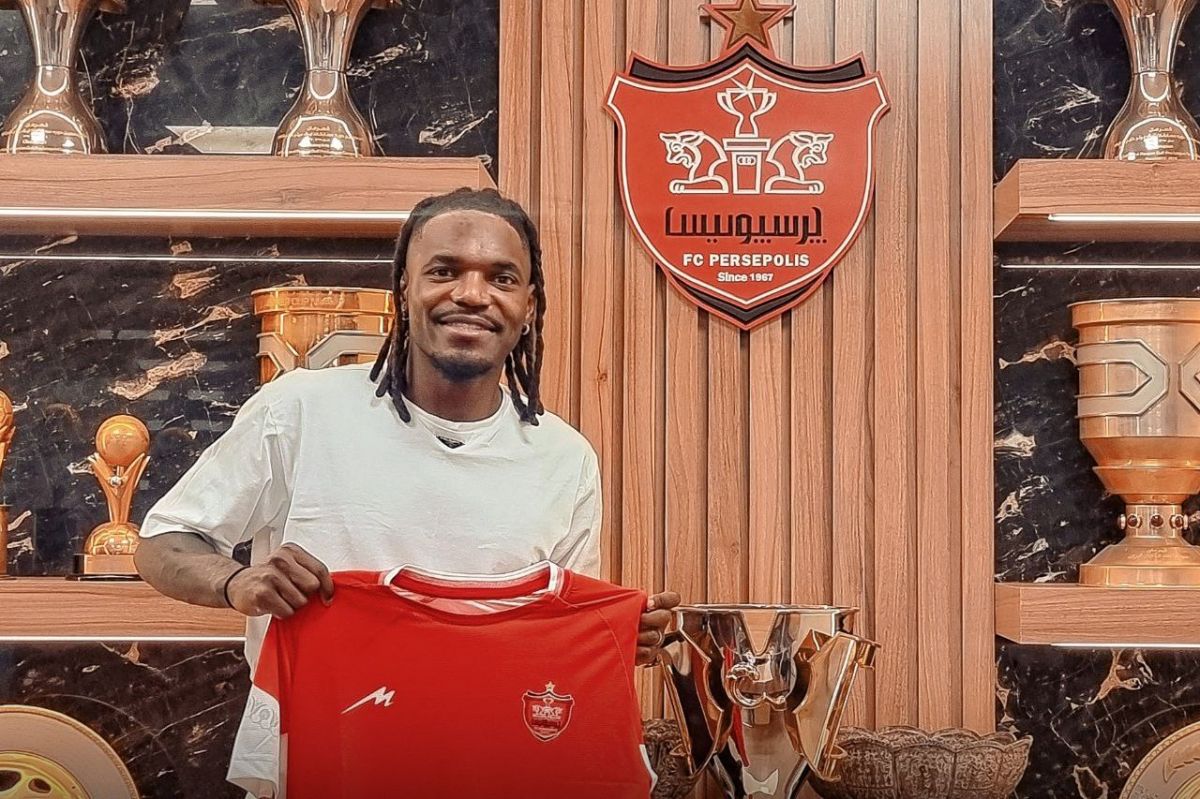 دلیل انتقال بیفوما به پرسپولیس؛ دوست داشت به تهران برود