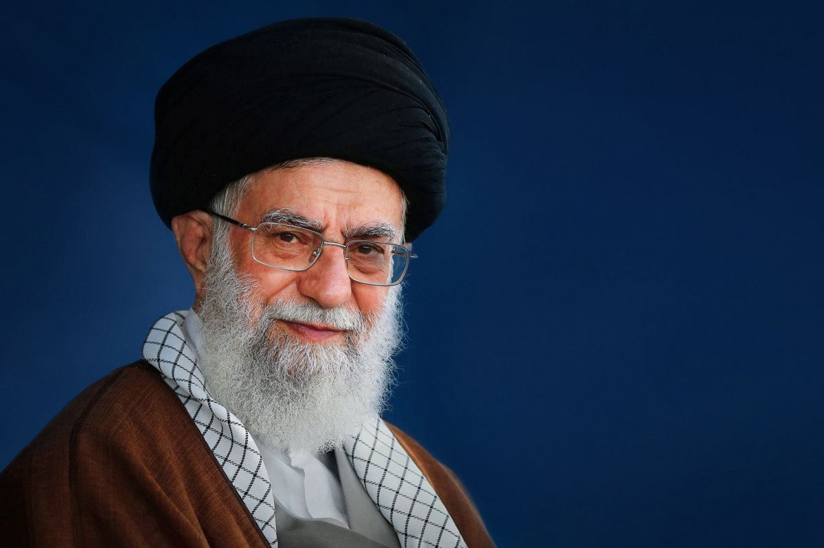 رهبر انقلاب: کسی را تهدید کنید که از تهدیدکردن بترسد