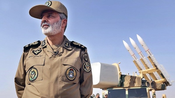 بازدید سرلشکر موسوی از یک سایت‌ پدافند هوایی تهران