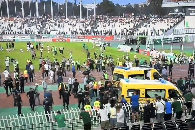 سه کشته و 70 زخمی در جشن قهرمانی تیم الجزایری!