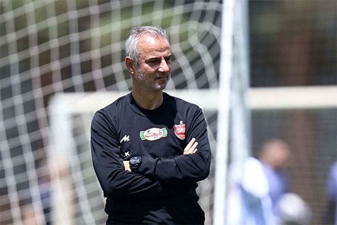 النصر به دنبال جذب سرمربی پرسپولیس