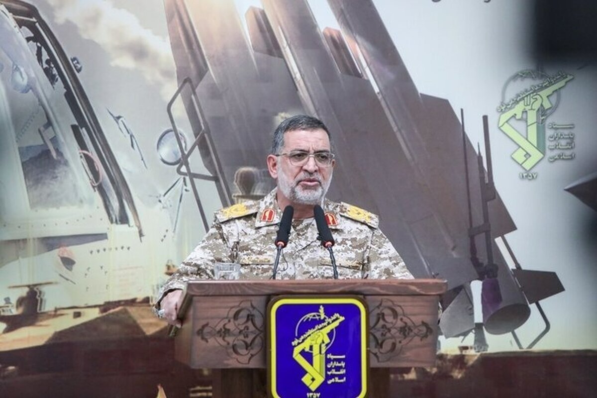 نائینی: یاوه‌گویی‌ ترامپ نتیجه شکست سنگین در برابر ایران است