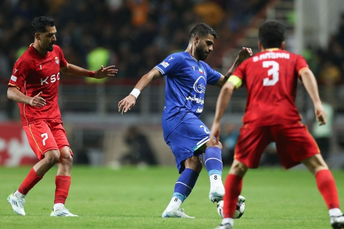 مرادمند از استقلال جدا شد