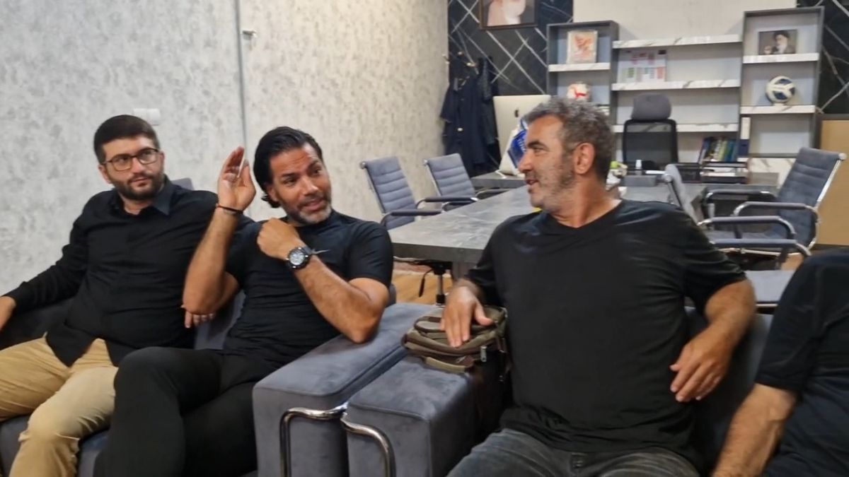هیات فوتبال شمال‌غرب تهران با حضور پیشکسوتان فوتبال افتتاح شد