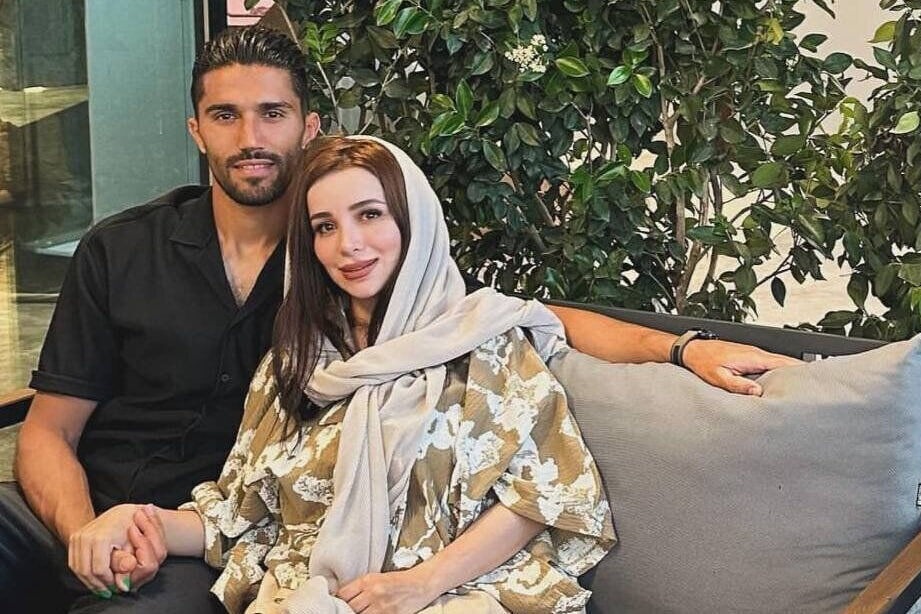 جنجال‌ علیه حسینی؛ حاشیه جدید با استوری دو سال پیش همسرش!