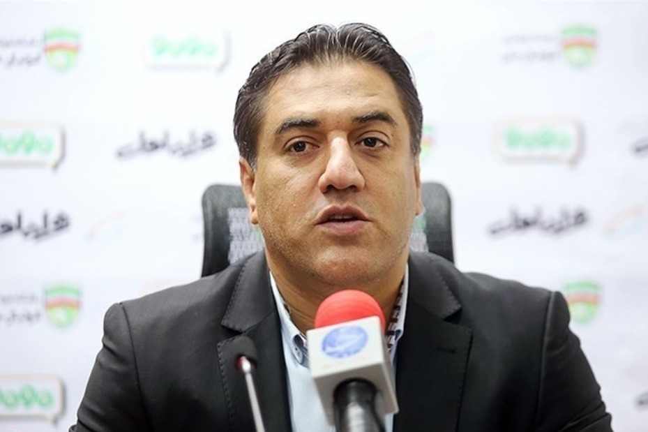 عجیب اما واقعی؛ امیرحسین پیروانی دستیار هاشمیان می‌شود!