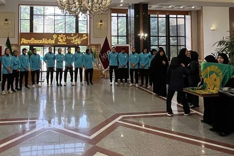 برگزاری مراسم بدرقه تیم ملی بانوان در مشهد مقدس