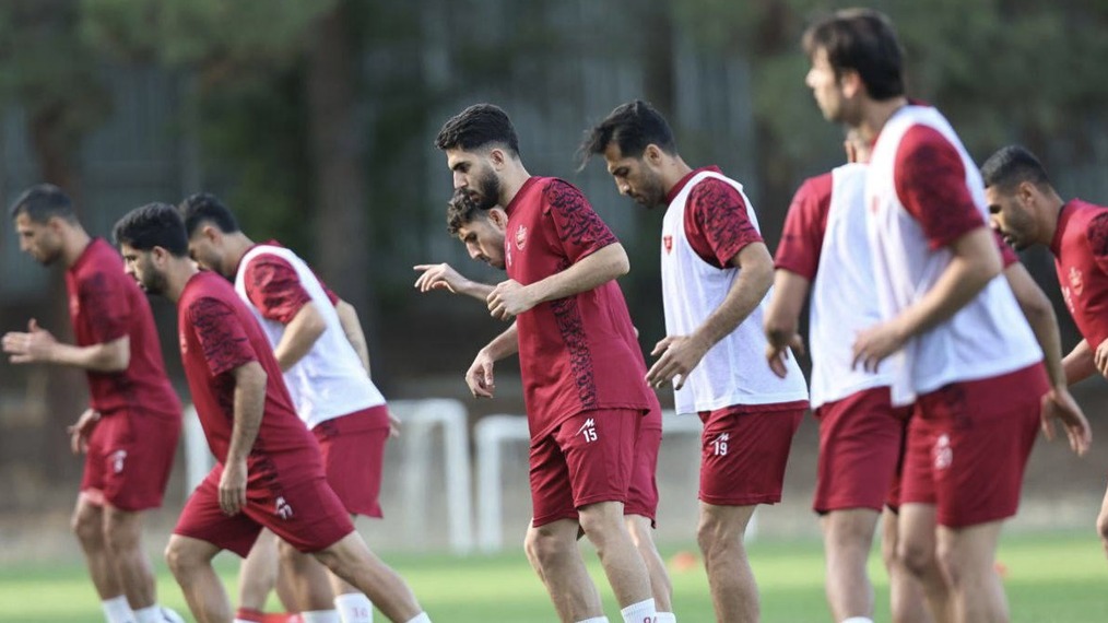 مربی هامبورگ به پرسپولیس می‌پیوندد؟