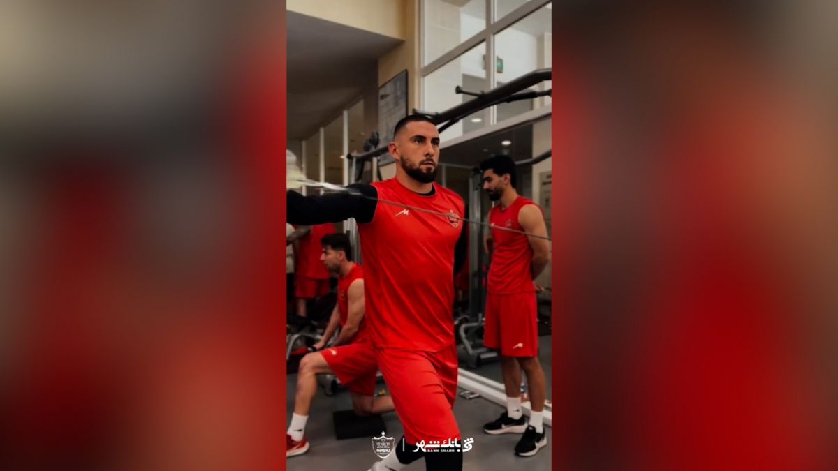 تمرینات سرخپوشان در سالن وزنه برداری