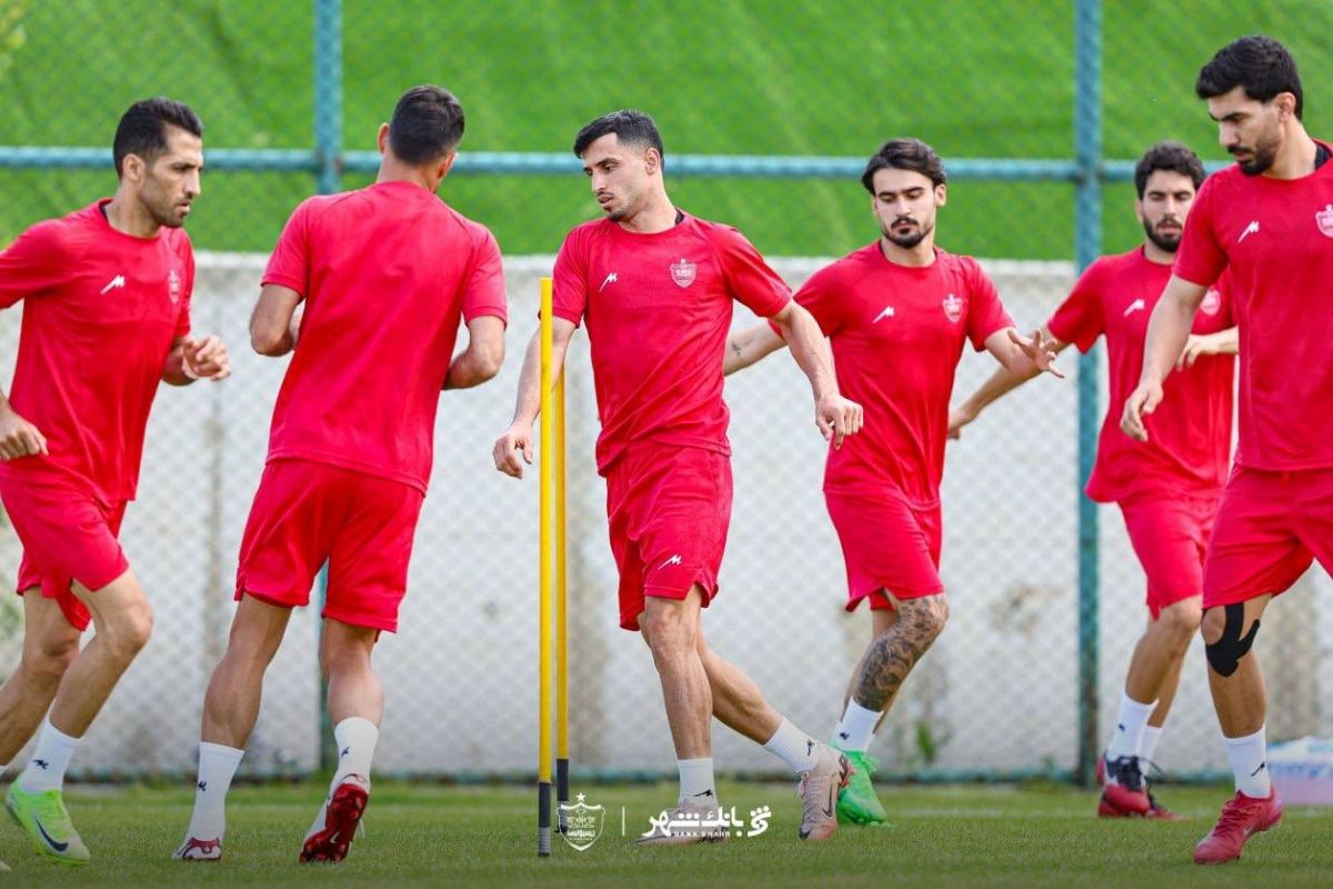 تمجید بازیکنان پرسپولیس از کمپ ارزروم