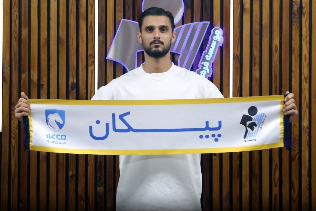 تایید خبر فوتبالی/ احمد گوهری به پیکان پیوست