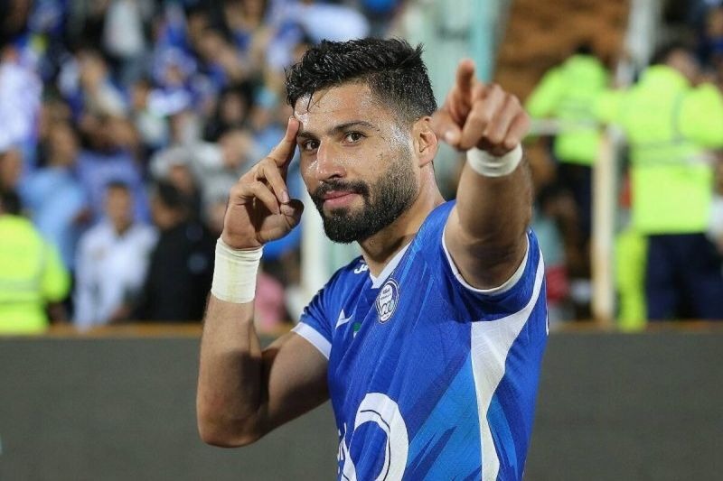مدافع استقلال جدا شد