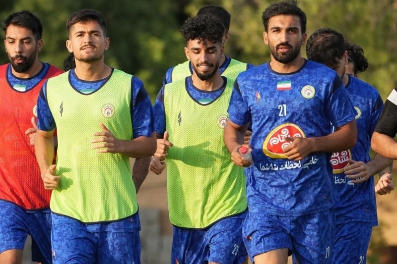 فجر سپاسی به مصاف ذوب‌آهن می‌رود/ جذب هلیچی منوط به صدور رضایتنامه