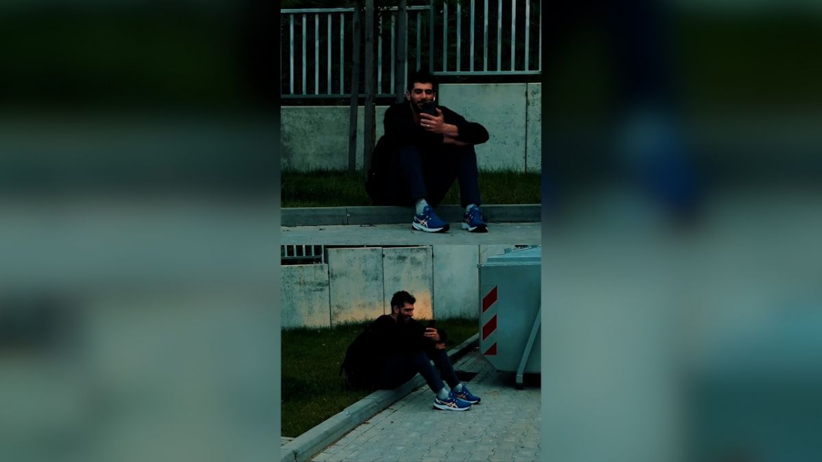 ورژن عاشقانه امین؛ ریکاوری روحی جالب، در تماس تصویری با همسرش