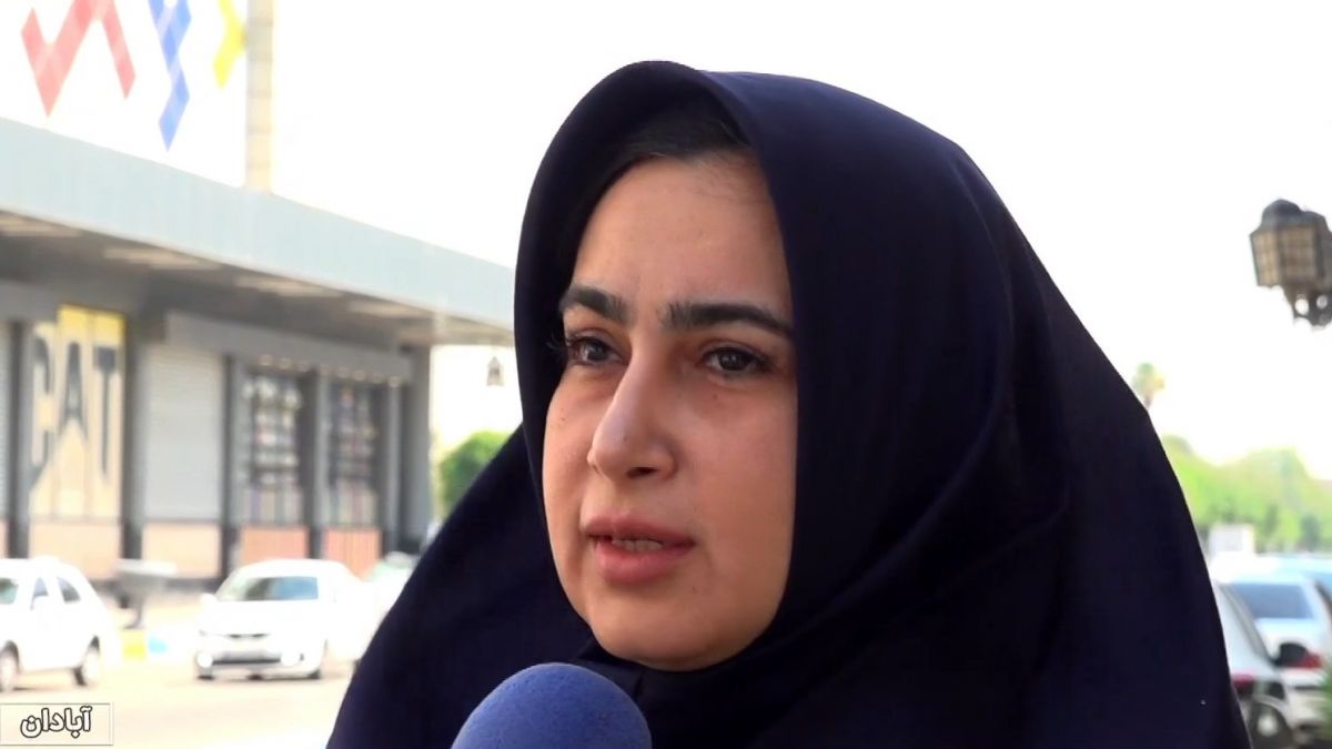 واکنش مردم به قراردادهای نجومی بازیکنان لیگ برتر ایران