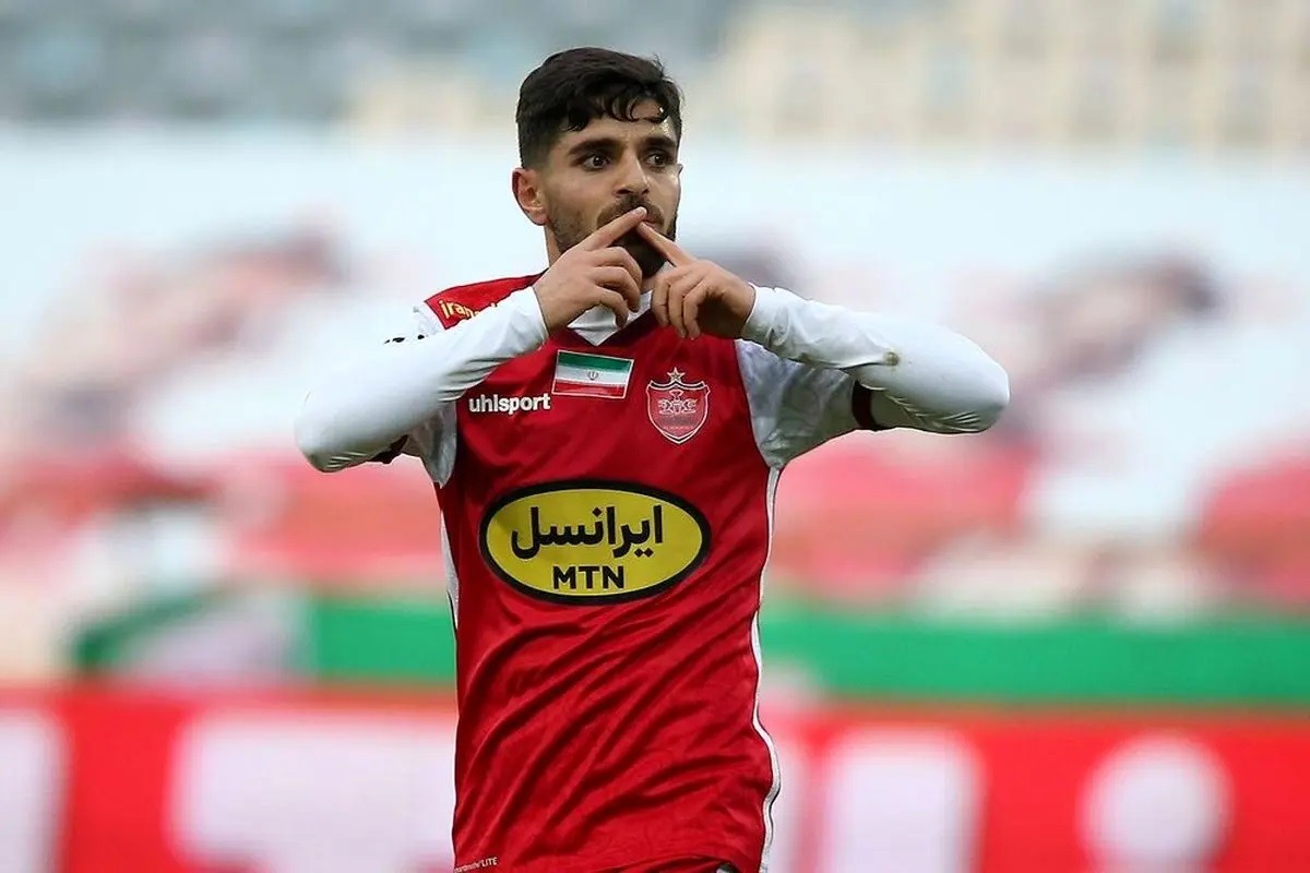عمری: امیدوارم پایان فصل جشن قهرمانی پرسپولیس را بگیریم