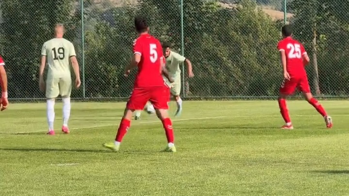 هماهنگ و آماده/ تیکی تاکای بازیکنان تراکتور در بازی با سیواس اسپور