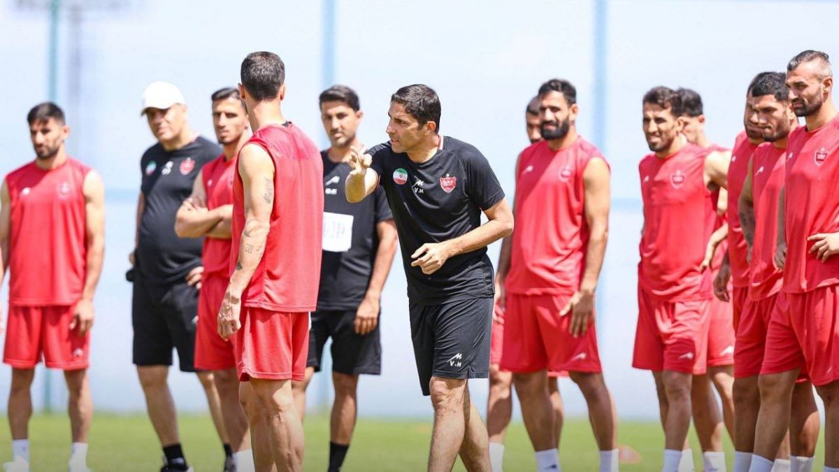 تمرینات تاکتیکی هاشمیان برای پرسپولیسی‌ها