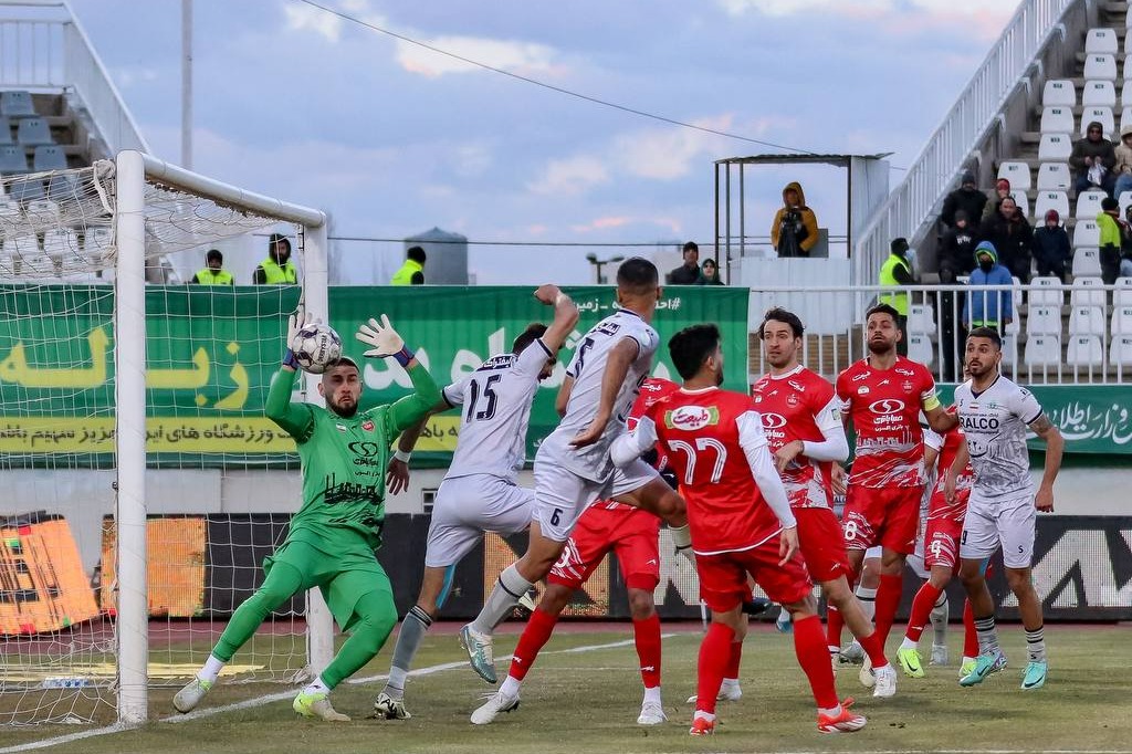 بازی مشروط با پرسپولیس در برنامه آلومینیوم