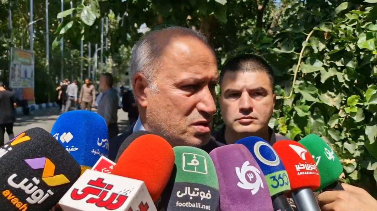 تاج: از وقتی یادم می‌آید داریوش مصطفوی در فوتبال فعال بود