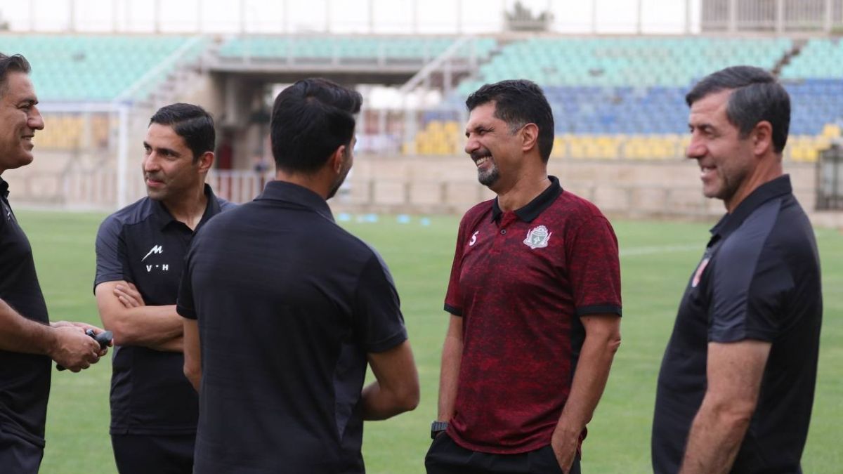 حواشی بازی آلومینیوم اراک 1-2 پرسپولیس از زاویه دوربین باشگاه آلومینیوم