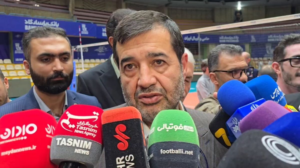 وزیر ورزش: کارنامه تیم ملی والیبال قابل دفاع است