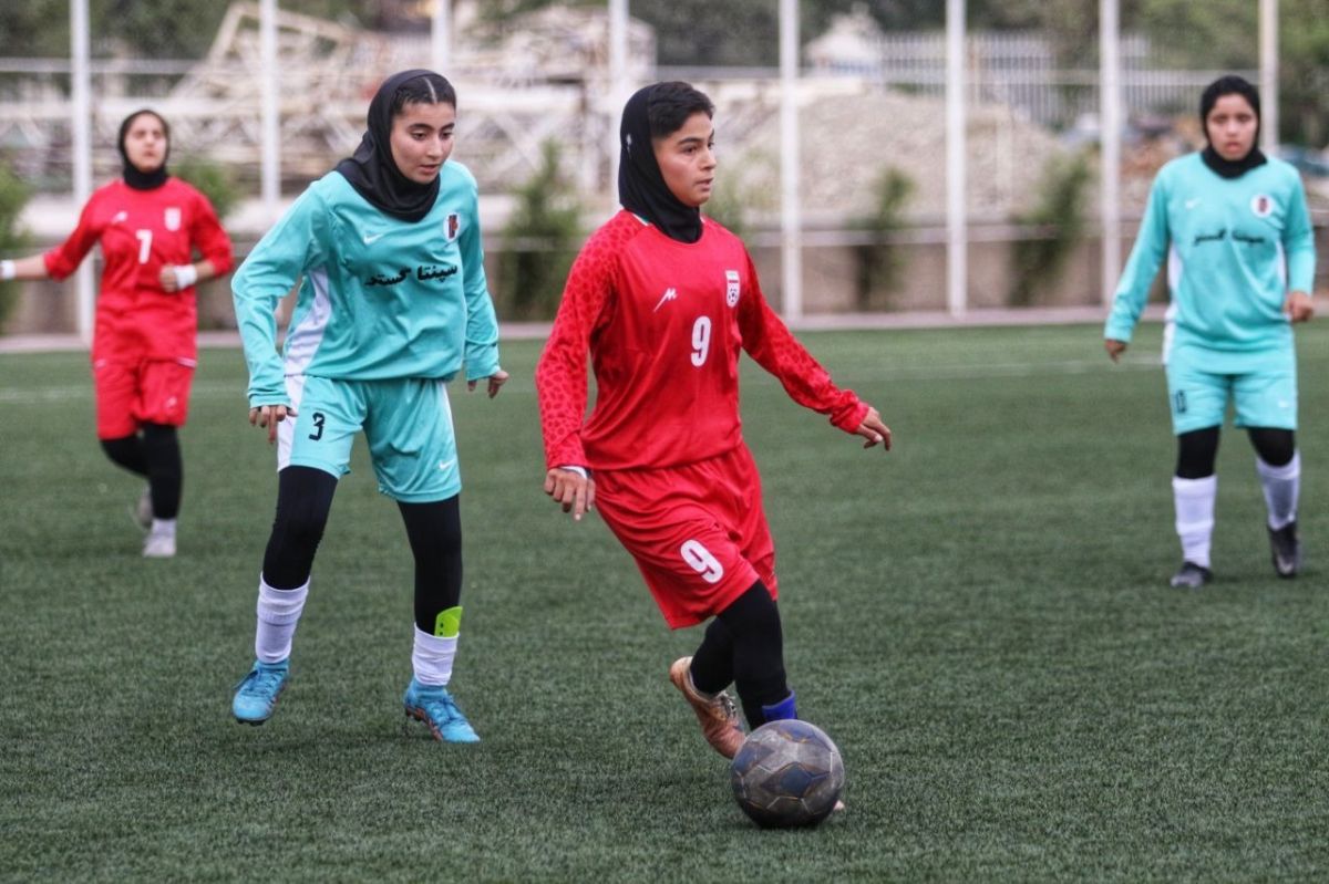 تصاویری از دیدار تدارکاتی تیم ملی نوجوانان بانوان و منتخب تهران