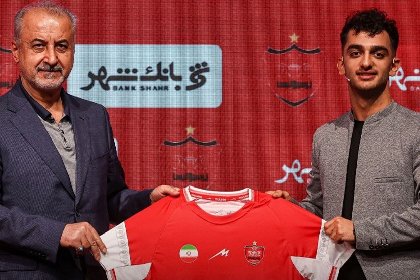 پیشنهاد هاشمیان به فخریان؛ قرضی از پرسپولیس برو!