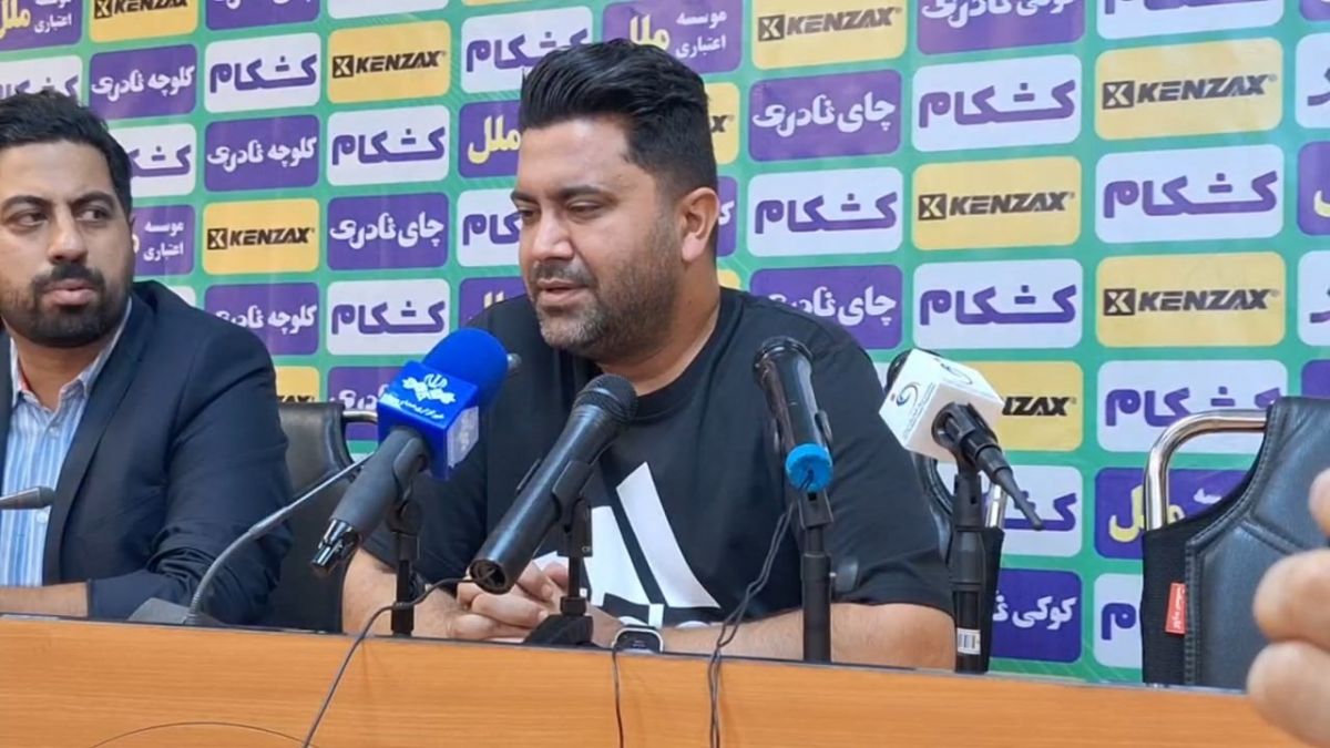 اخباری: با این شرایط بازیکن خوب خارجی نمی‌توانیم جذب کنیم