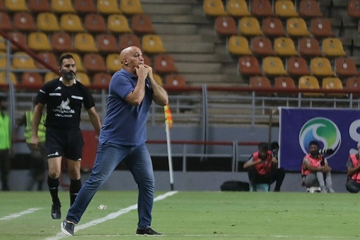 کنایه سخنگوی استقلال به منصوریان و 2-5-3 معروفش!