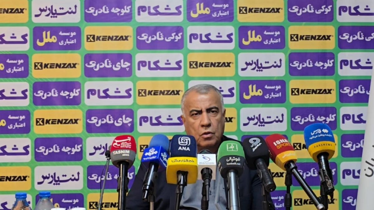کشوری فرد: آن بازیکن خاص هپاتیت دارد و دو دکتر هم تایید کردند