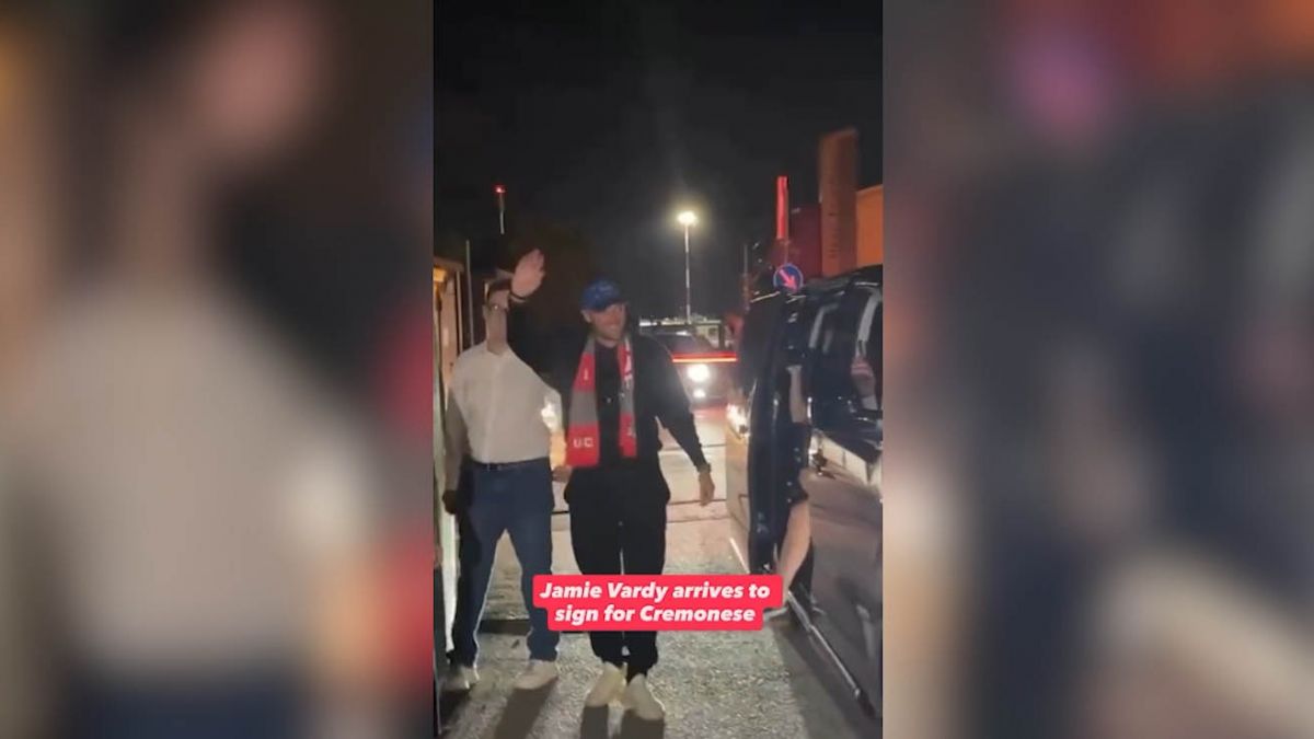 جیمی واردی برای پیوستن به کرمونزه وارد ایتالیا شد