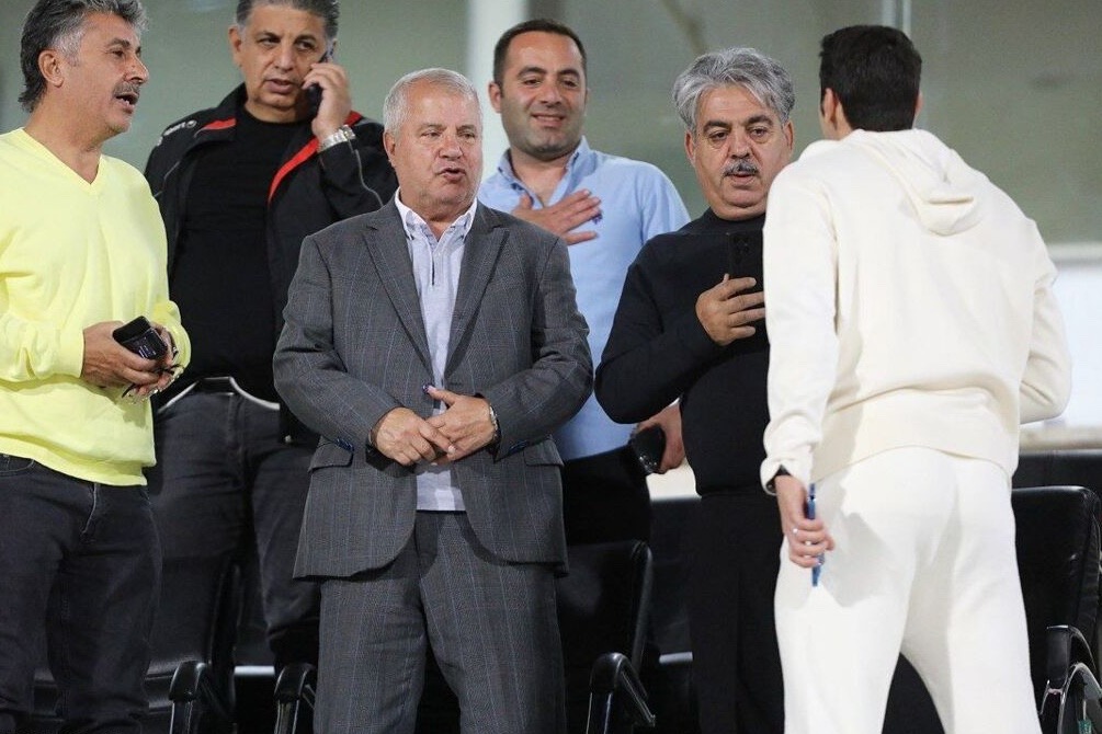 عصبانیت هواداران پرسپولیس از علی پروین