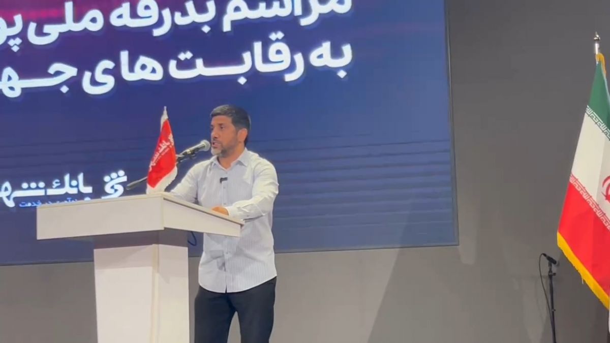 علیرضا دبیر: از سلام نظامی ورزشکاران ما بمیرید، دشمنان ایران از احمق‌ها هستند