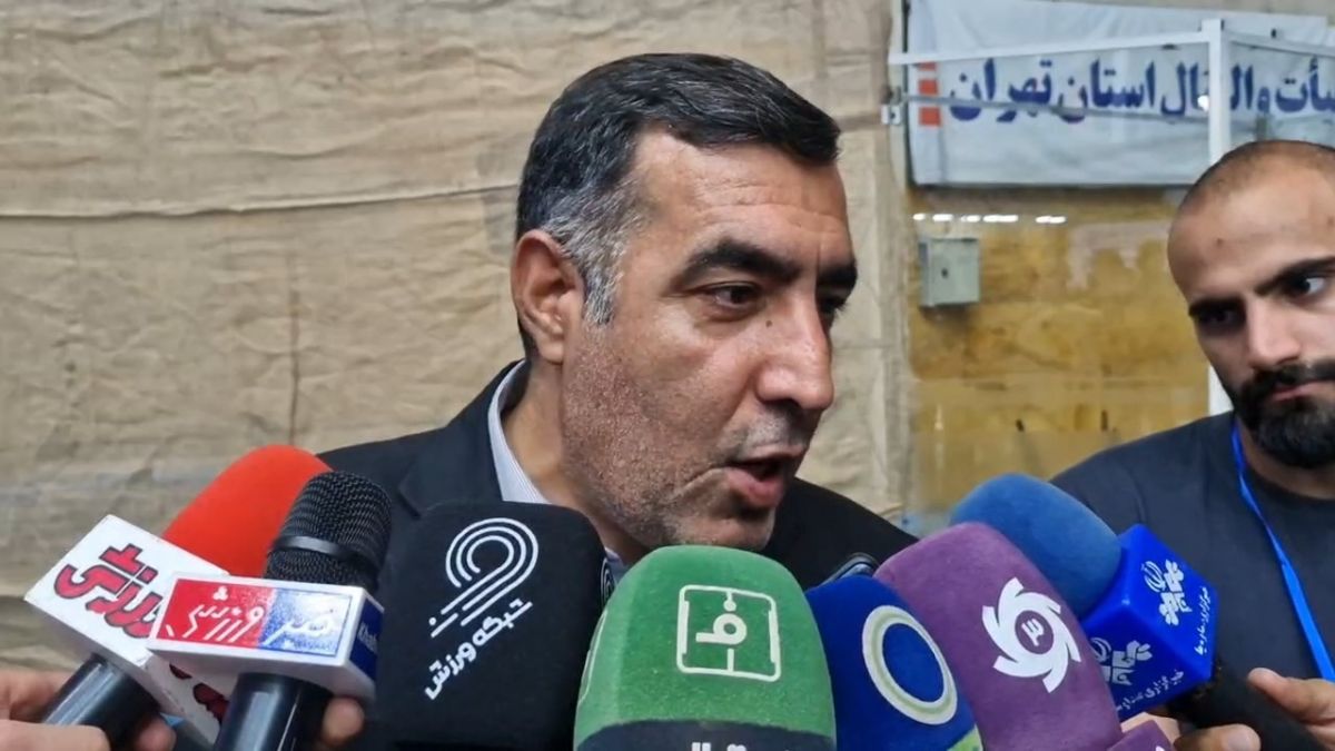 علی جوادی: هیچ مانعی برای برگزاری بازیهای استقلال و پرسپولیس در تختی نیست