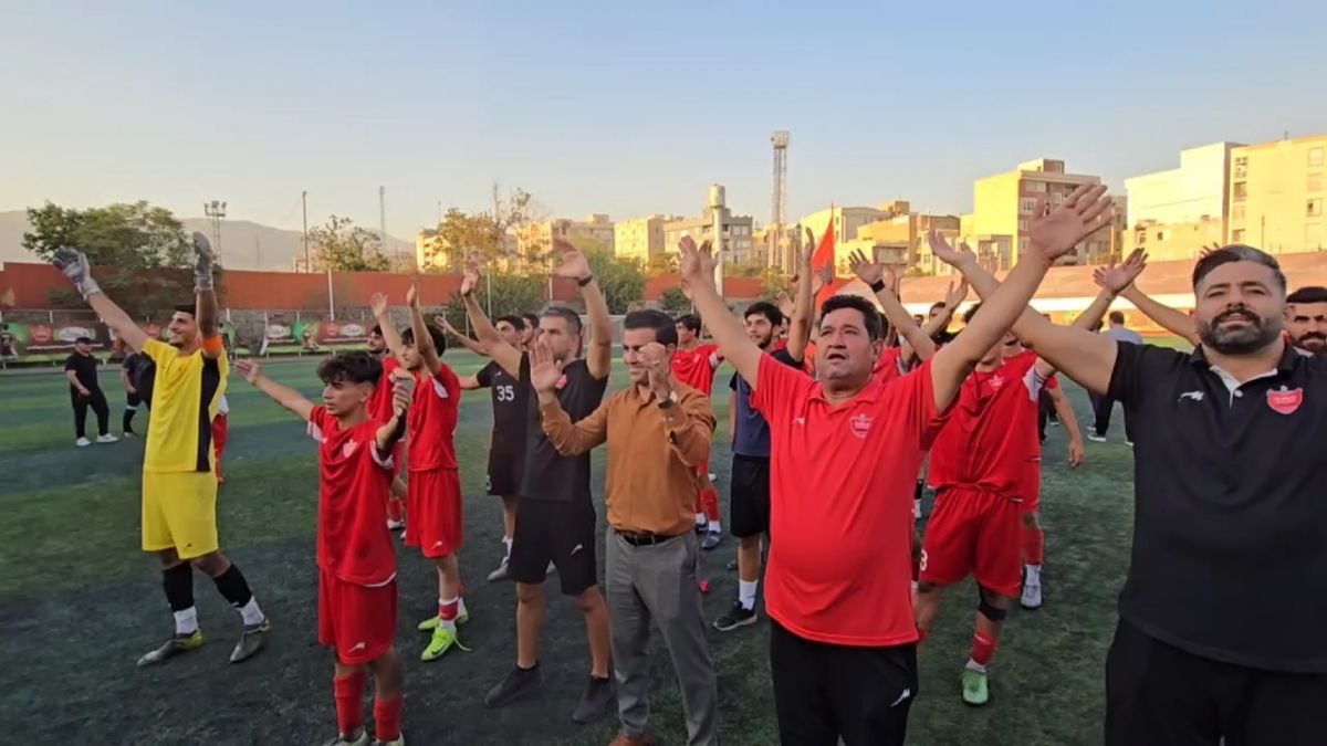 شادی بازیکنان جوانان پرسپولیس پس از برتری مقابل استقلال