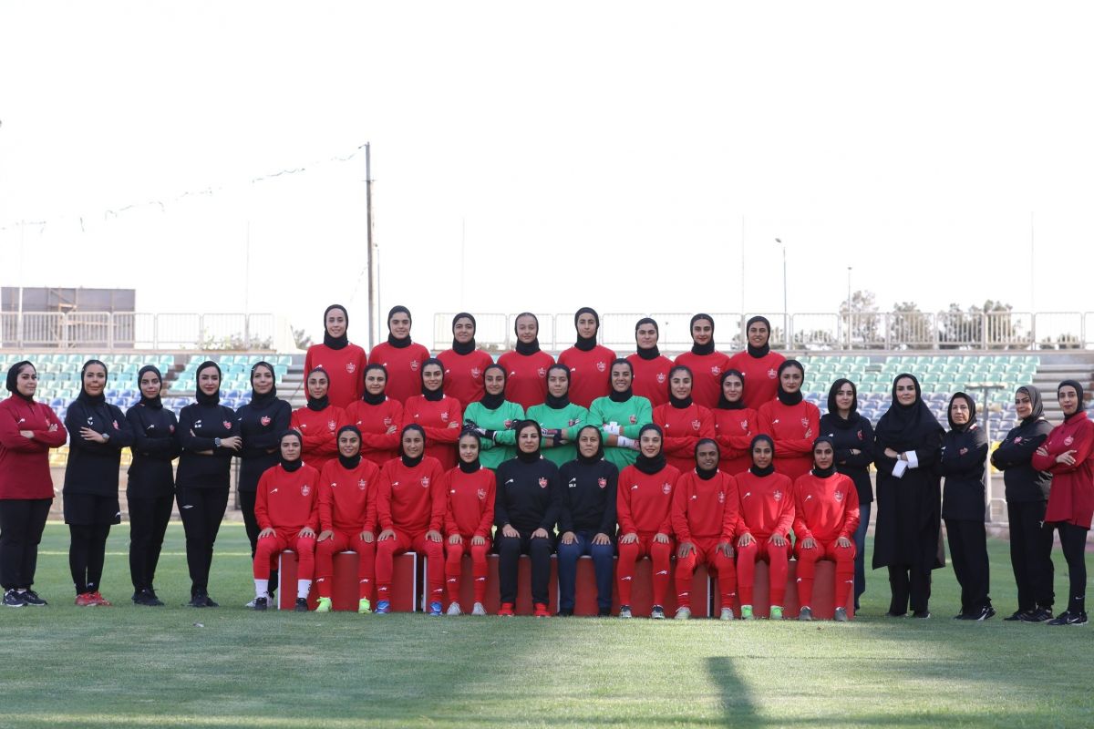 لیست کامل بازیکنان و کادر فنی تیم‌ بانوان پرسپولیس