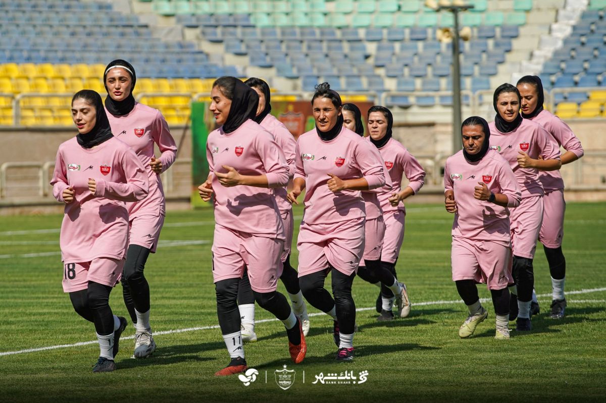 آخرین تمرین تیم بانوان پرسپولیس پیش از دیدار با ایستا برگزار شد